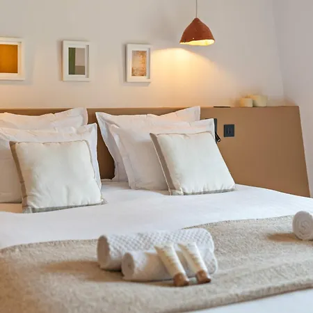 Spacious & Luxurious Apartment *